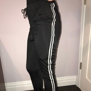 Boohoo Black and White Sweatpants